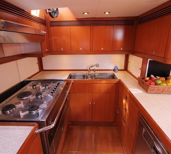 The 30m Yacht RAPTURE