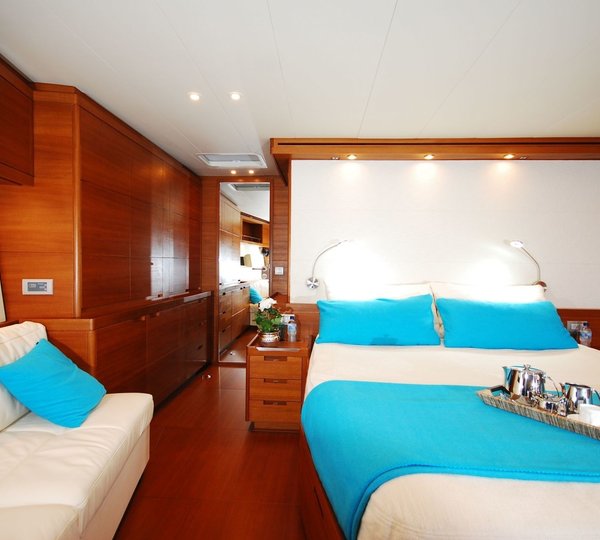 The 30m Yacht ZEFIRO