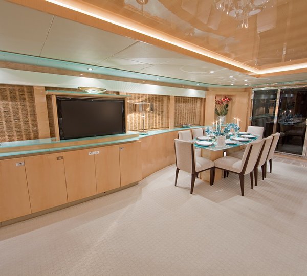 The 31m Yacht DIAMOND GIRL