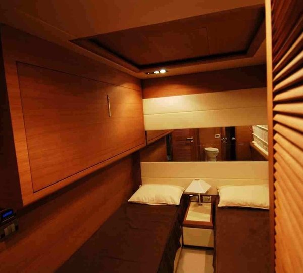 The 31m Yacht LEONARDO