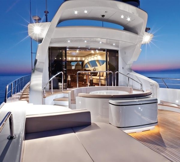 The 31m Yacht MANGUSTA 105