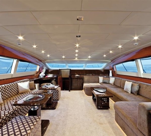 The 31m Yacht MANGUSTA 105