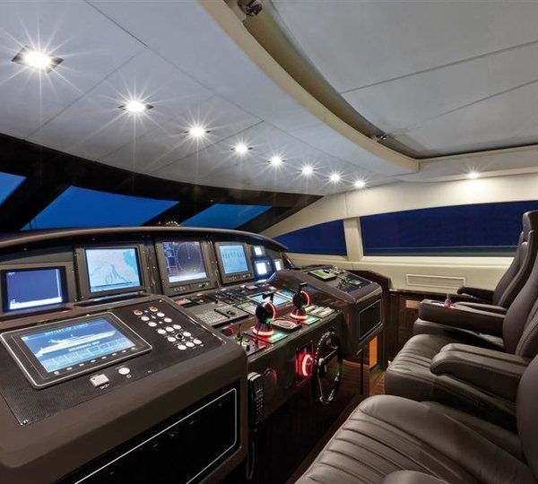 The 31m Yacht MANGUSTA 105