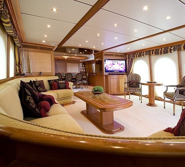 The 31m Yacht OPPORTUNITY