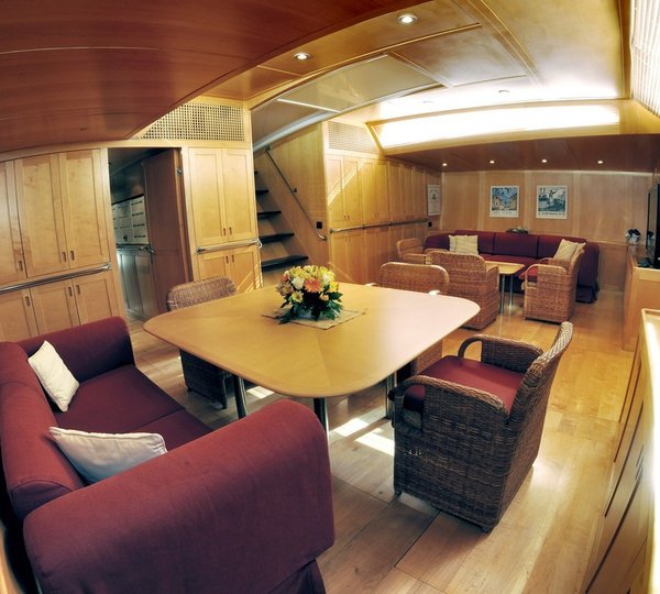 The 32m Yacht ADESSO