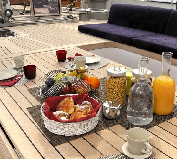 The 32m Yacht ADESSO