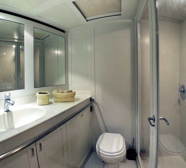 The 32m Yacht ADESSO