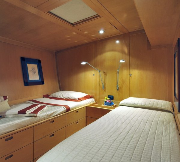 The 32m Yacht ADESSO