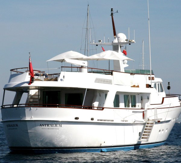The 32m Yacht ASTRALIUM