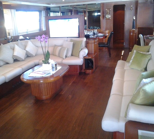 The 34m Yacht AVELLA