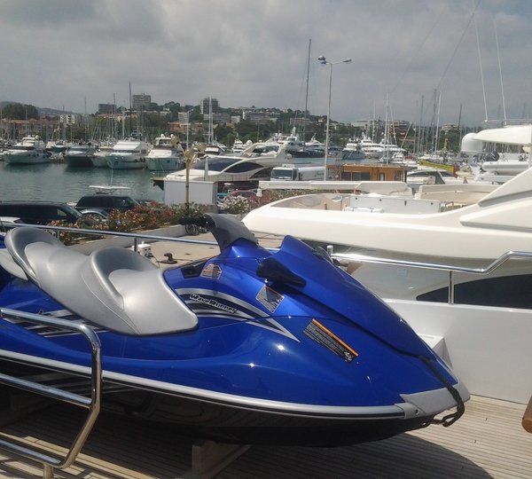 The 34m Yacht AVELLA