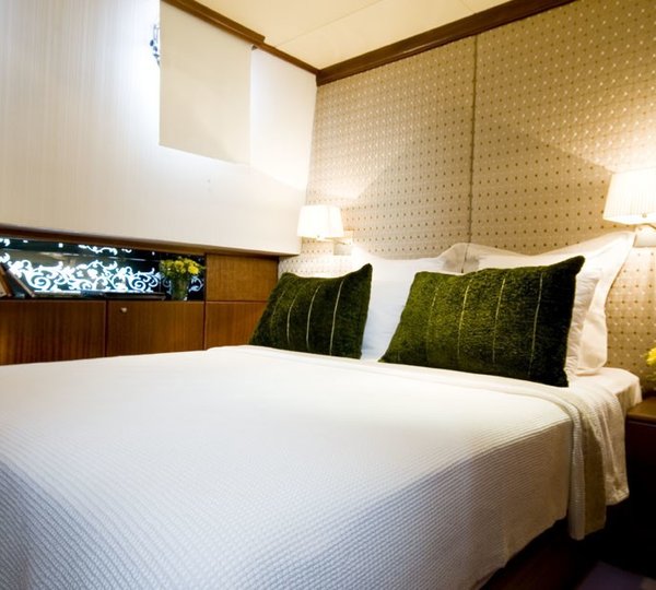 The 34m Yacht PAPA JOE