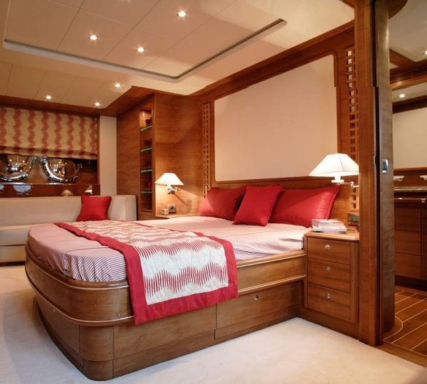 The 35m Yacht LADY EMMA