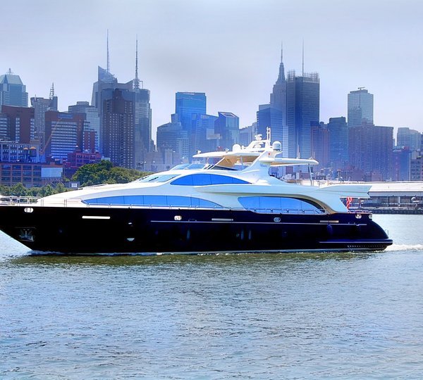 The 35m Yacht VIVERE