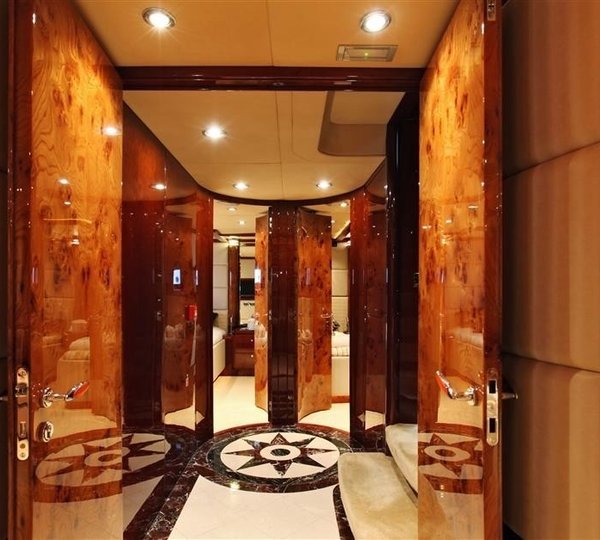 The 36m Yacht MELANYA