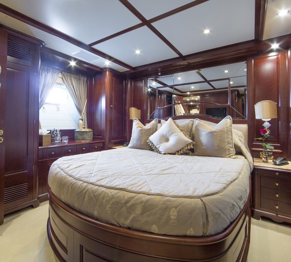 The 37m Yacht GIORGIA