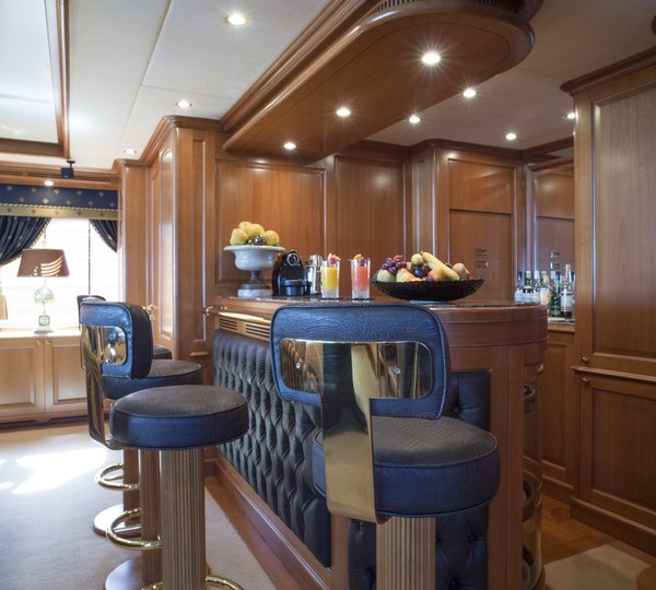 The 37m Yacht GIORGIA