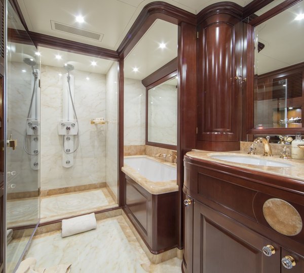 The 37m Yacht GIORGIA