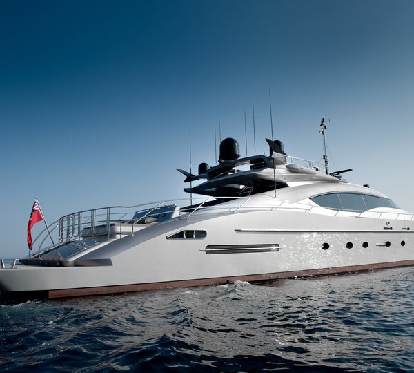 The 37m Yacht IZUMI