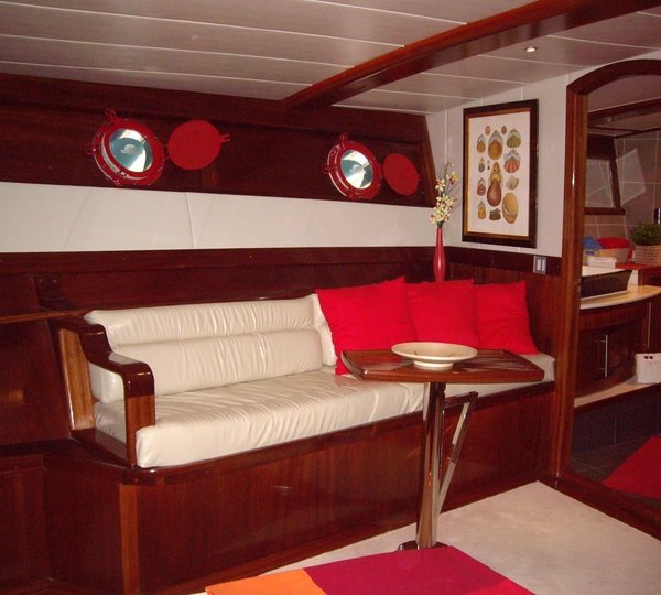 Sitting: Yacht NAUTILUS's Main Master Cabin Image