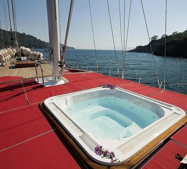 Jacuzzi Pool On Yacht NAUTILUS