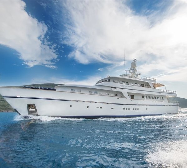 The 38m Yacht CHEETAH MOON