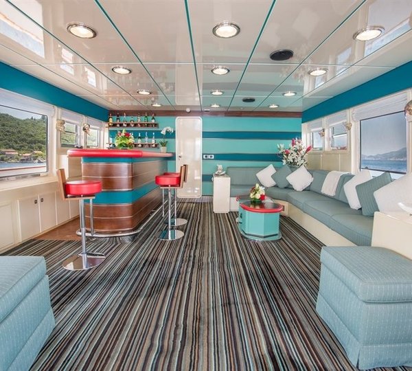 The 38m Yacht CHEETAH MOON