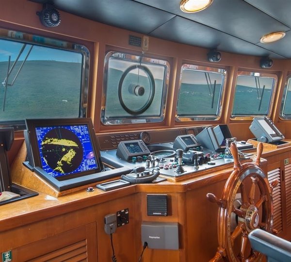 The 38m Yacht CHEETAH MOON