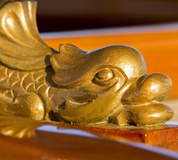 The 38m Yacht GLORIA