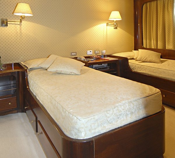 Twin Bed Cabin On Yacht INTUITION LADY