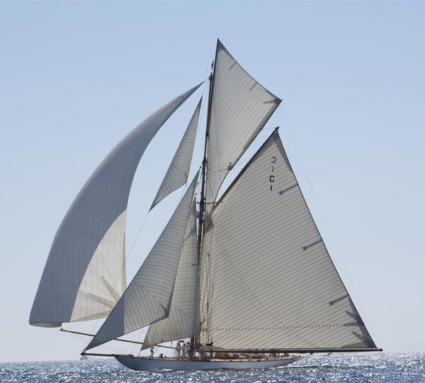 The 38m Yacht MARIQUITA