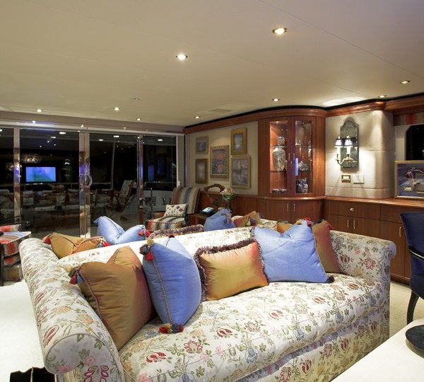 Premier Saloon Aft Aboard Yacht NAMOH