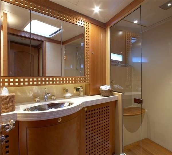 Close Up: Yacht CINDERELLA IV's Guest's Bath Pictured