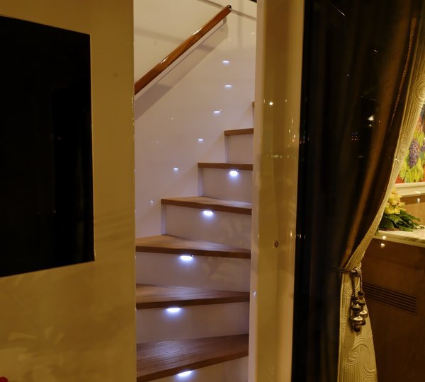 The 39m Yacht GLADIUS