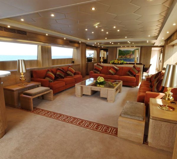 The 39m Yacht GLADIUS