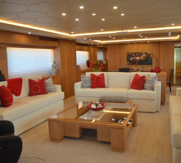 The 39m Yacht GLADIUS