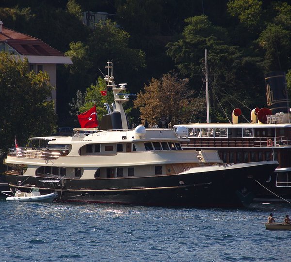 The 39m Yacht MESERRET