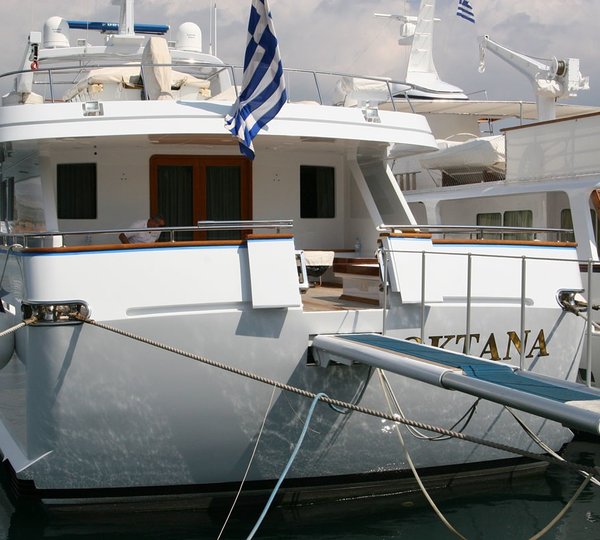 The 39m Yacht OKTANA