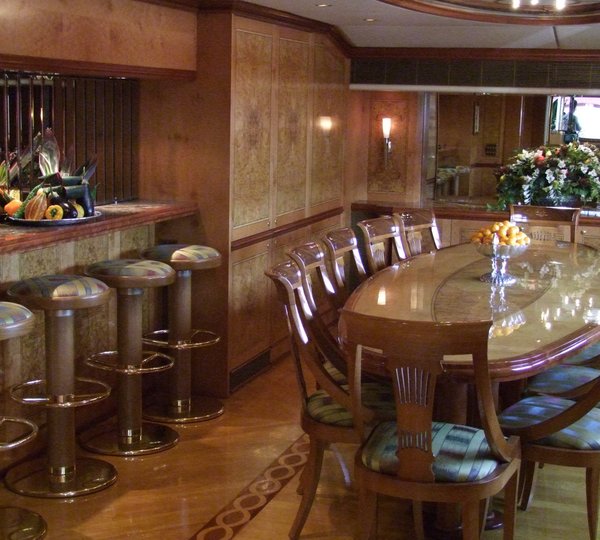 The 39m Yacht RED SAPPHIRE