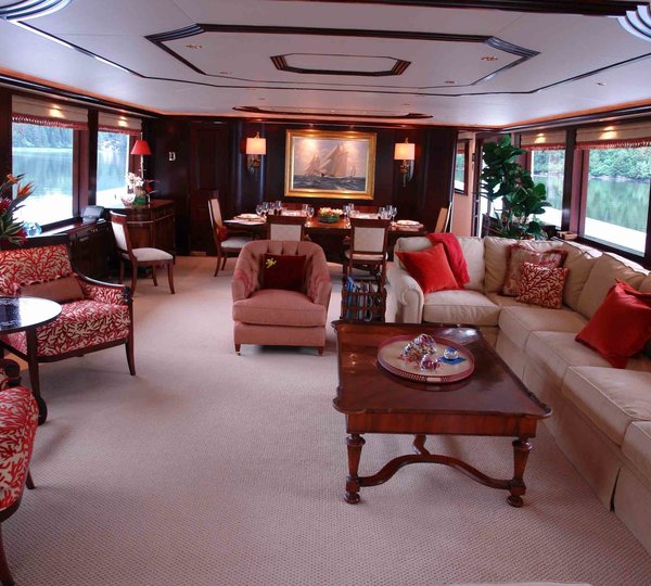 The 40m Yacht CONSTELLATION