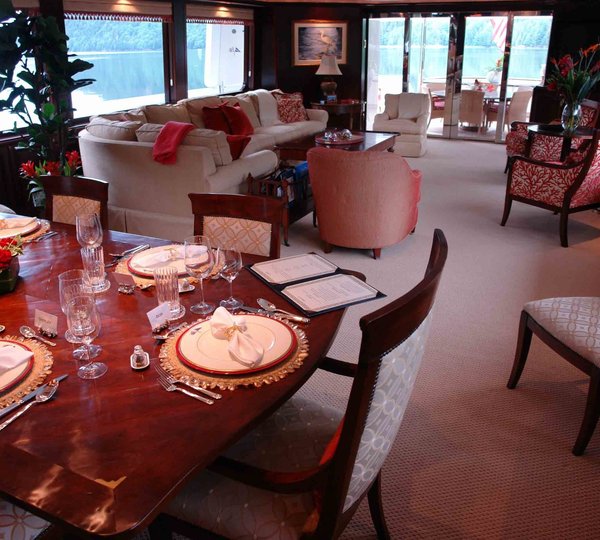 The 40m Yacht CONSTELLATION