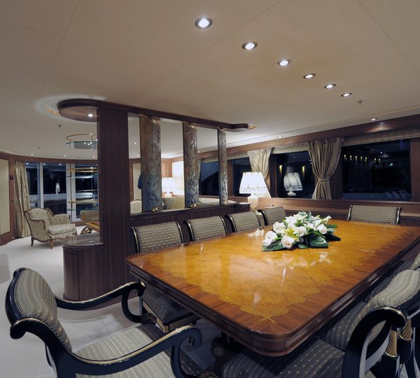 The 40m Yacht KITTY