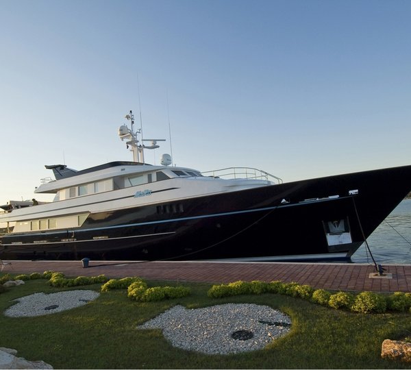 The 40m Yacht MARO
