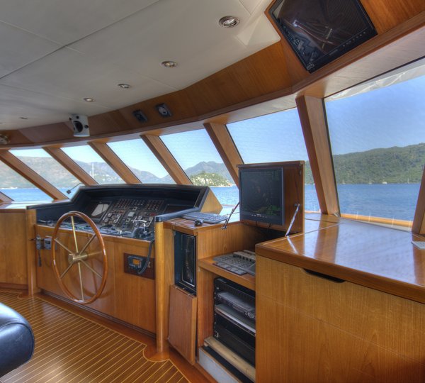 The 40m Yacht MONTE CARLO