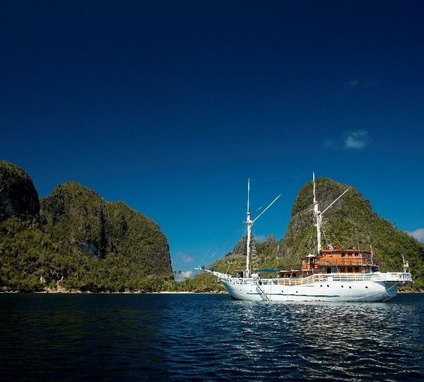 The 40m Yacht PINDITO