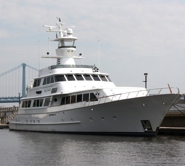 The 40m Yacht SEA GHOST
