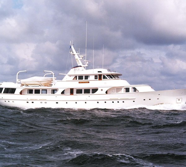 The 40m Yacht SEAGULL OF CAYMAN