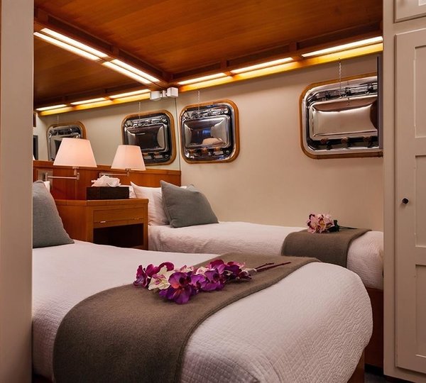 The 40m Yacht SOUTHERN CLOUD