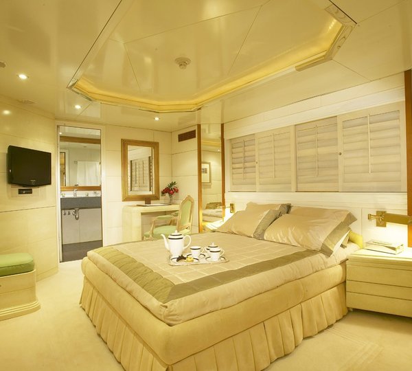 VIP Cabin On Yacht AMZ