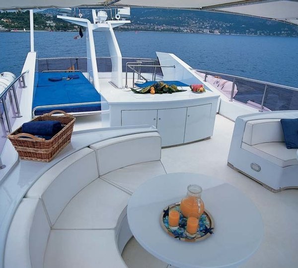 Life On Board Yacht ALIA 7